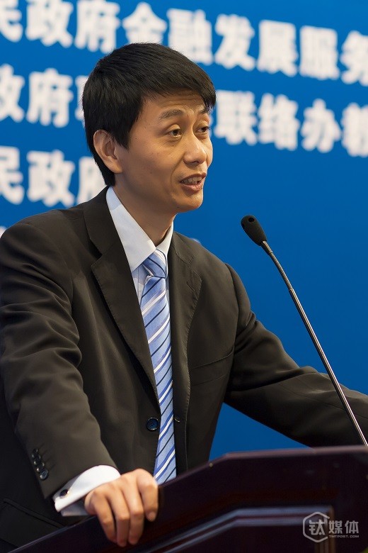 深交所副總經(jīng)理、深圳證券通信公司董事長(zhǎng)鄒勝接受鈦媒體記者采訪