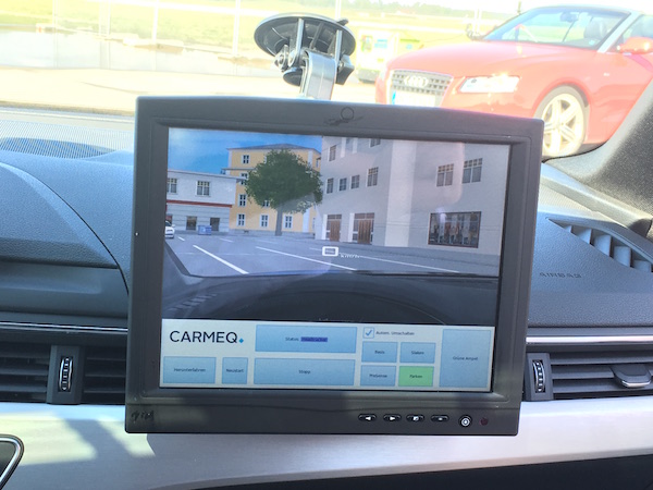 虛擬現(xiàn)實(shí)內(nèi)的操作板，顯示屏上顯示的是VR眼鏡內(nèi)畫(huà)面