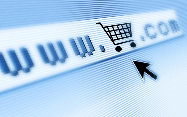 為了讓我們在網(wǎng)上“血拼”，電商們想了一招